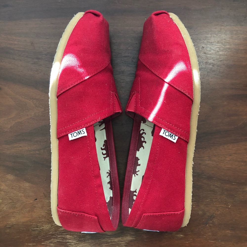 Red Toms